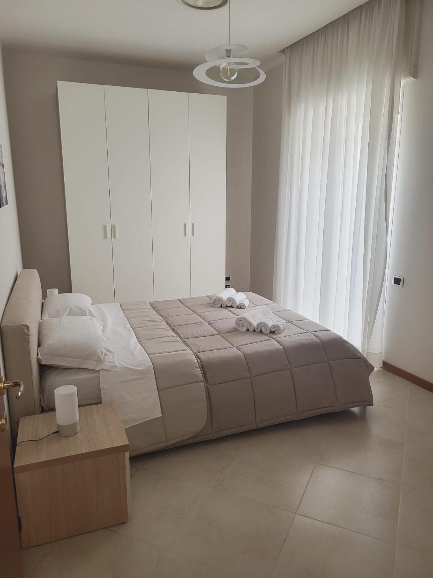 Appartamenti Le Gemme Napoli Exterior foto