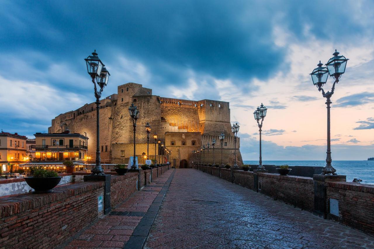 Appartamenti Le Gemme Napoli Exterior foto