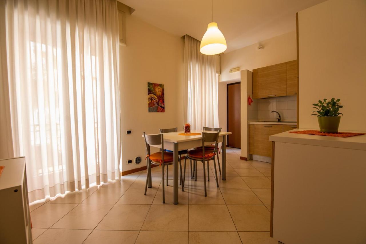 Appartamenti Le Gemme Napoli Exterior foto