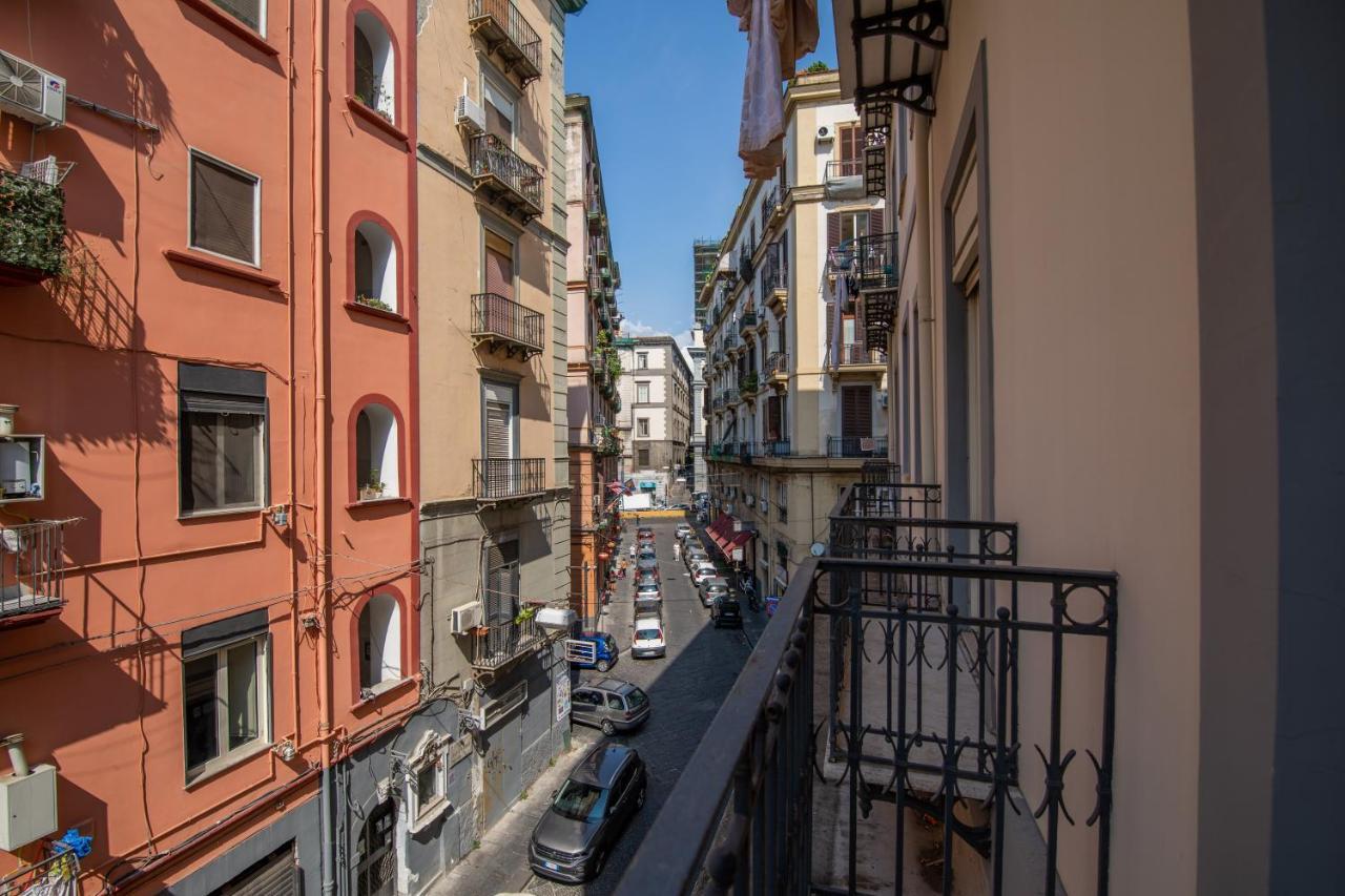 Appartamenti Le Gemme Napoli Exterior foto